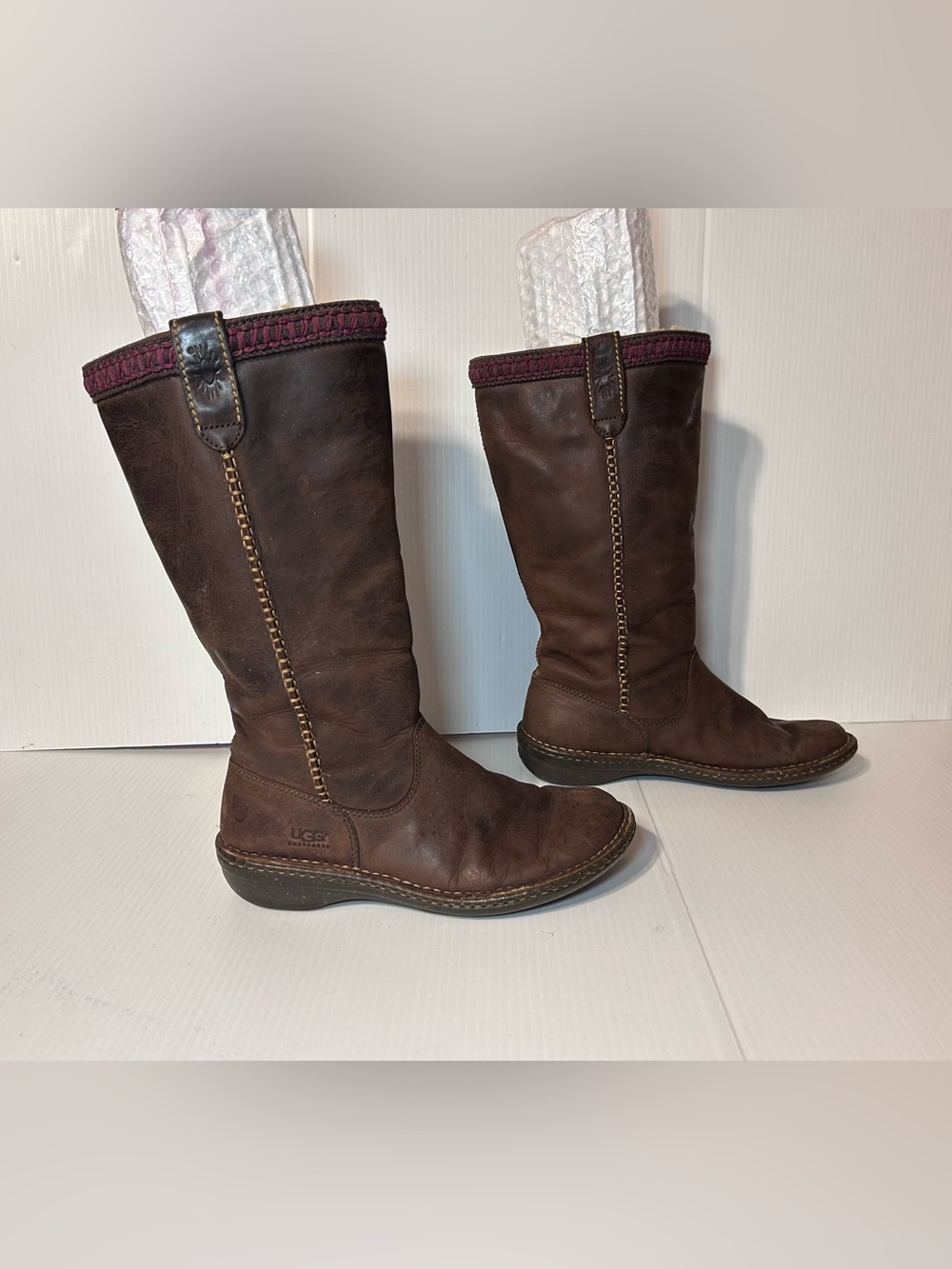 UGG SN 5139 brown leather shearling tall boots winter size 9